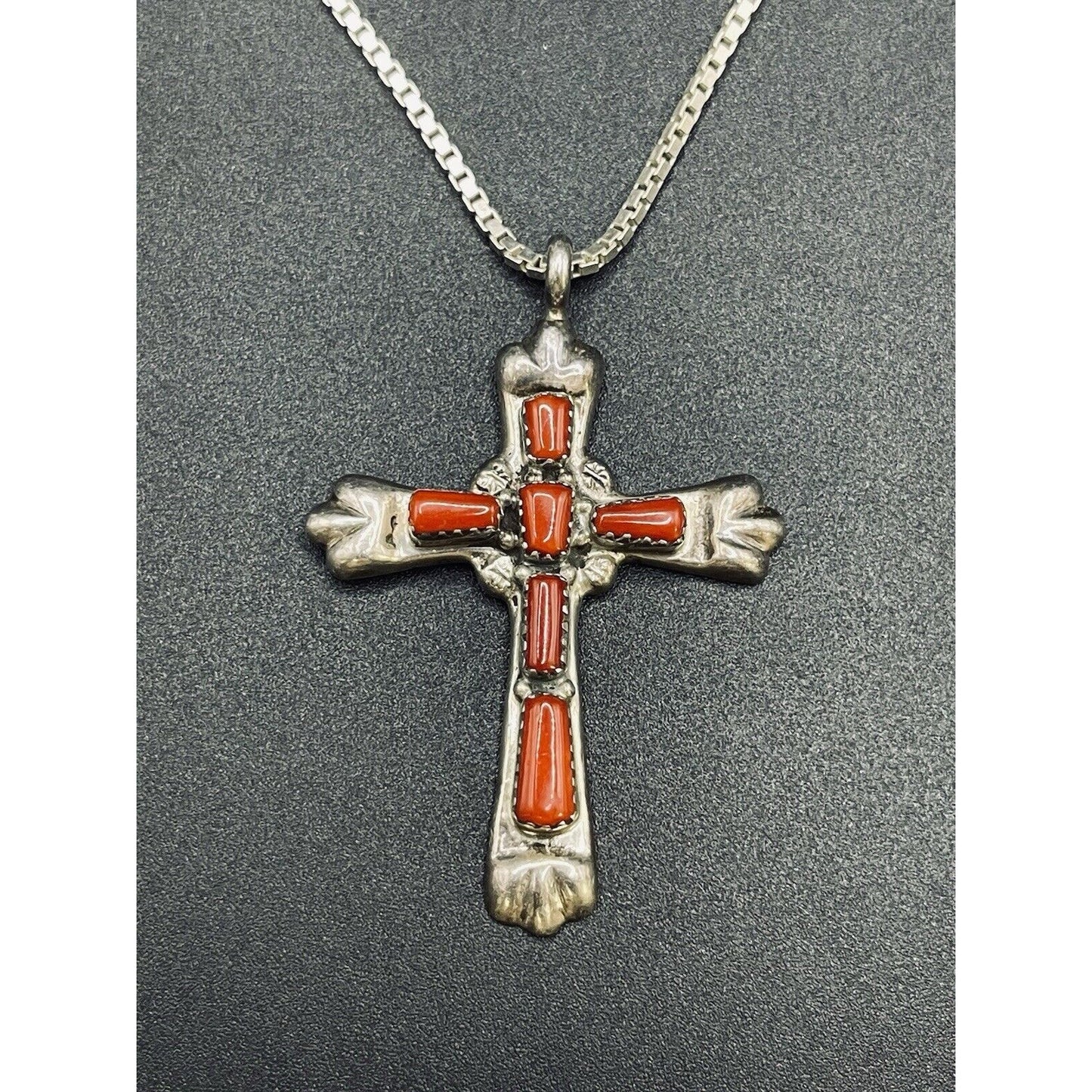 30” K. Natachu Native America Sterling Silver Coral Cross Pendant Necklace L9