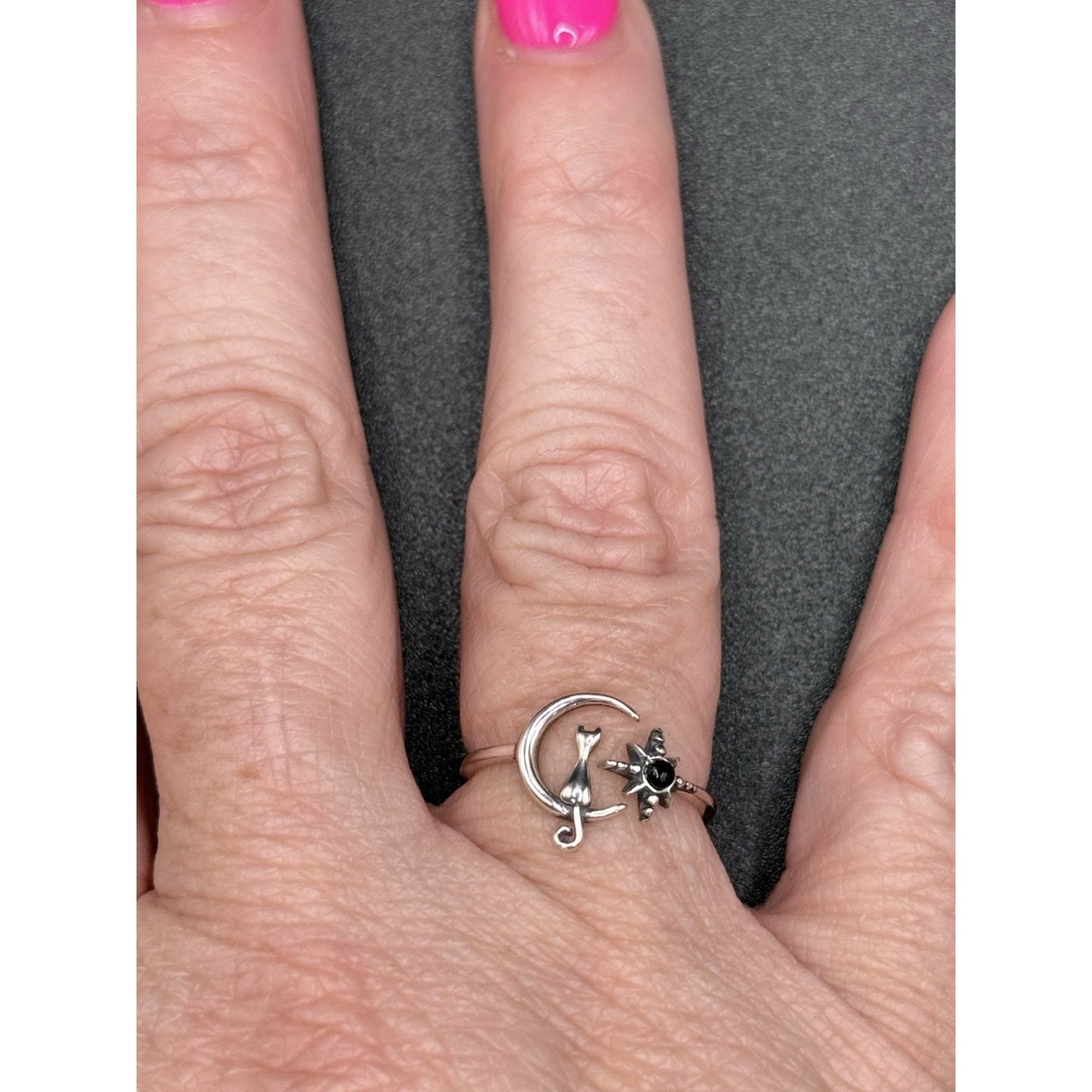 New Condition Sterling Silver Cat Onyx Moon Star Ring Size 7.00 Adjustable