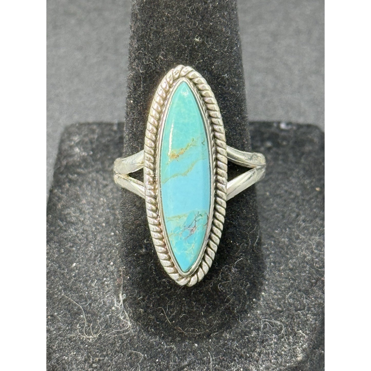 New Condition Sterling Silver Turquoise Oblong Ring Size 7.00