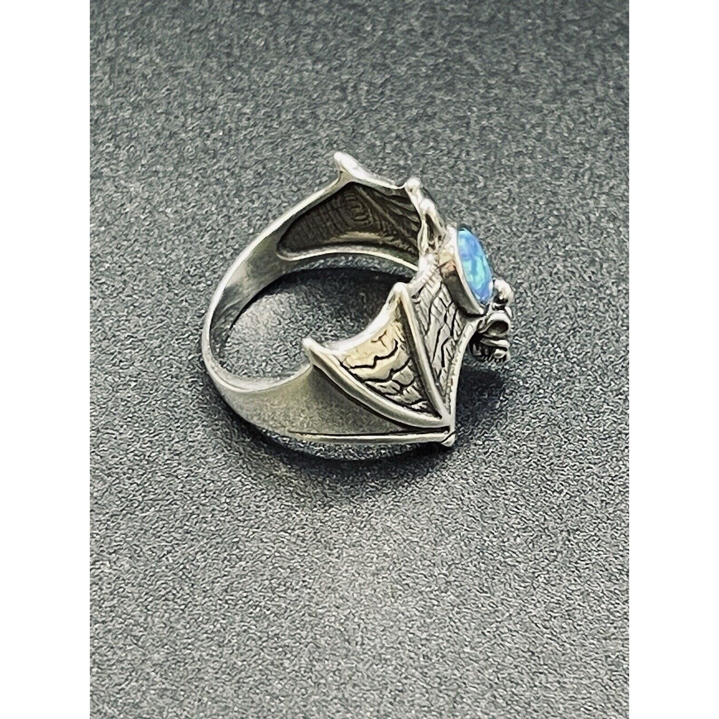 New Condition Sterling Silver Lab Blue Opal Bat Ring Size 7.00