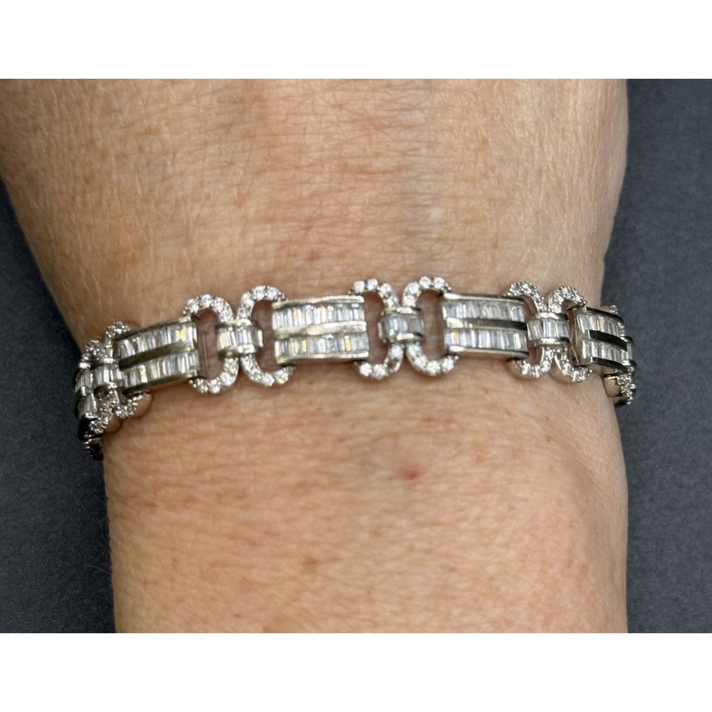 7.25” Sterling Silver Cubic Zirconia Tennis Bracelet One Missing 20 Grams P10