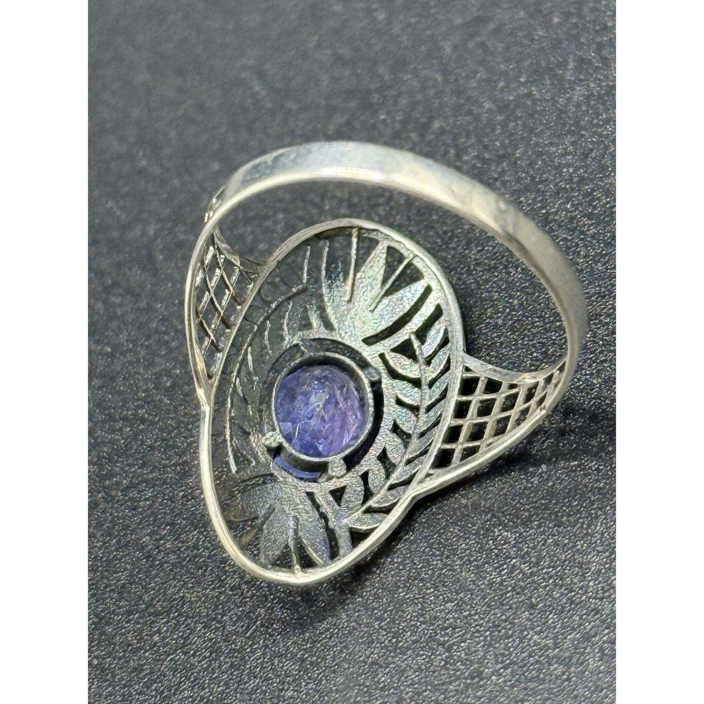 EUC Sterling Silver Genuine Tanzanite Filigree Ring Size 9.00 925 Q21