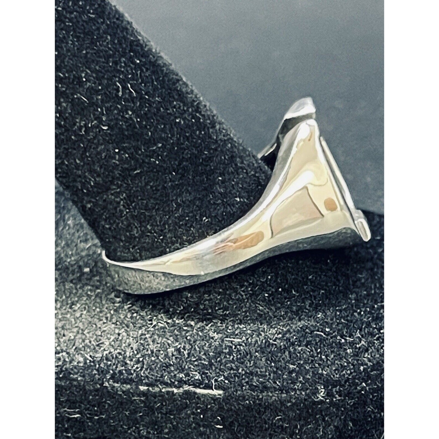 New Condition Sterling Silver Horse Shoe Good Luck Ring Size 9.5