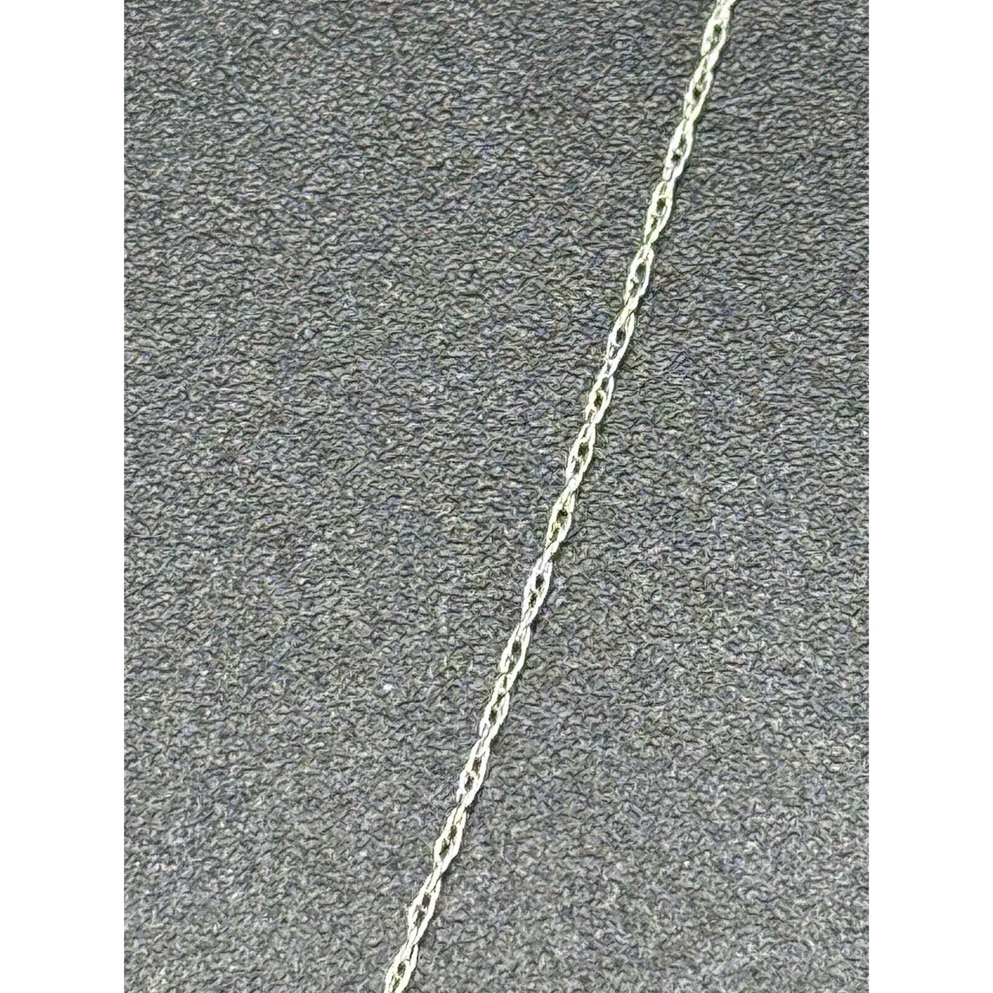 New Condition 18” 10k White Gold Pink Topaz Pendant Necklace