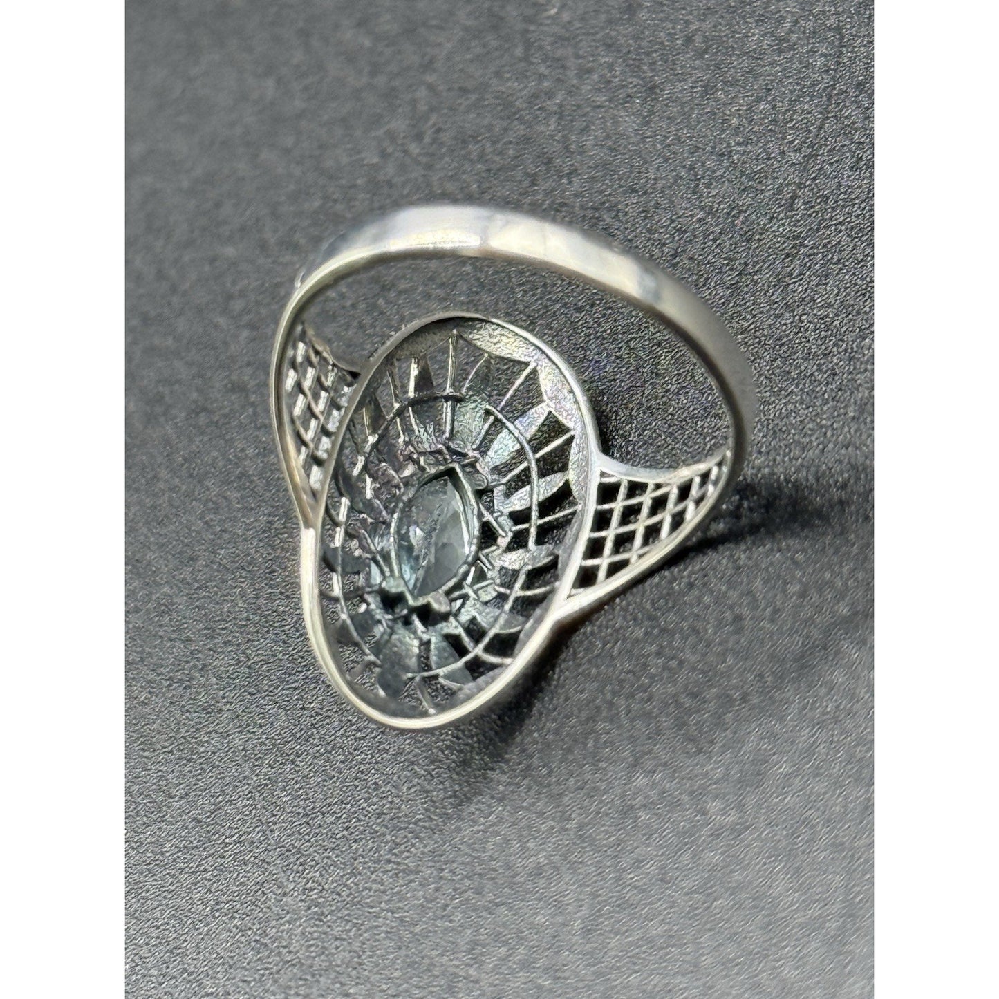 New Condition Sterling Silver Genuine Marquise Topaz Ring Size 9.00 P20