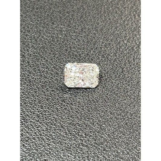 Loose 2.08 carat Lab Grown Diamond Radiant Cut F Color VS1 clarity IGI
