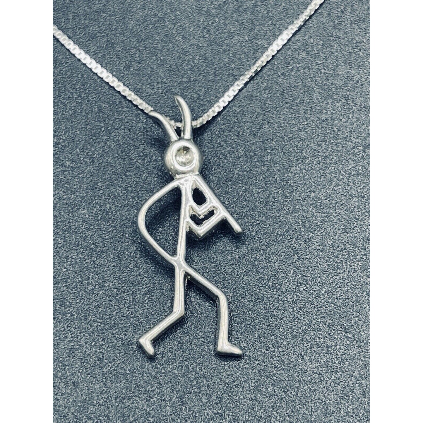 20” Sterling Silver Figural Man Flute Pendant Necklace K12