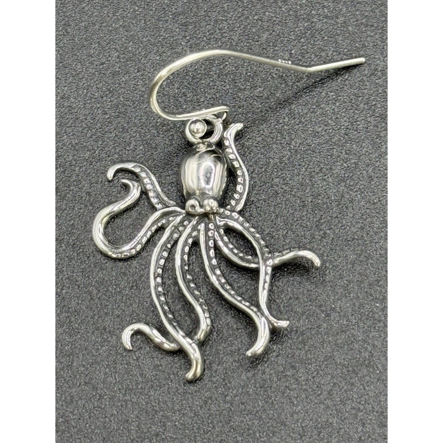 New Condition Sterling Silver Octopus Dangle Earrings 925