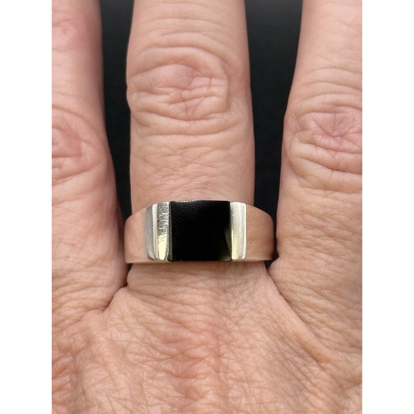 New Condition Sterling Silver Onyx Gents Ring Size 10.50 925