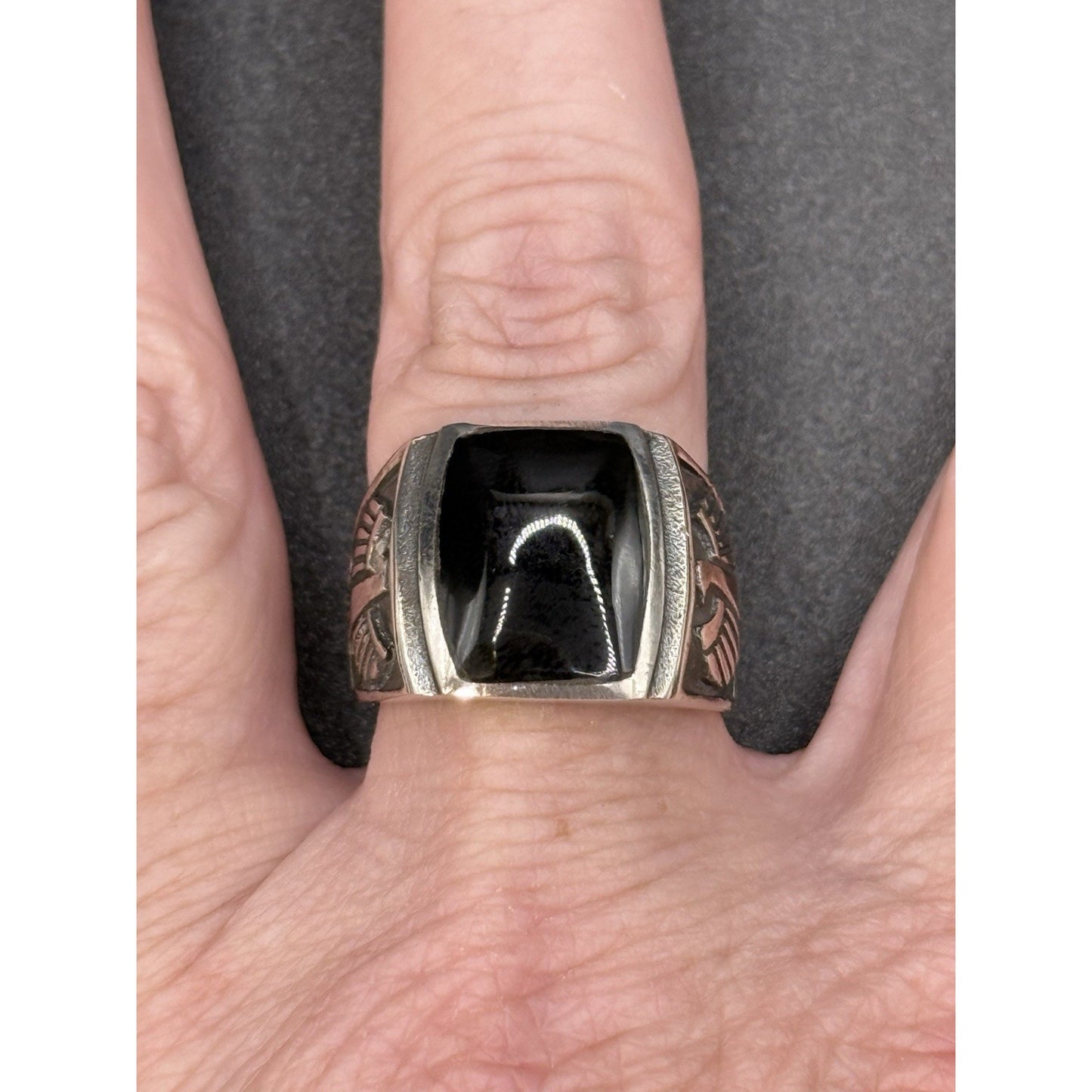 New Condition Sterling Silver Onyx Aztec Eagle Design Signet Size 9.00