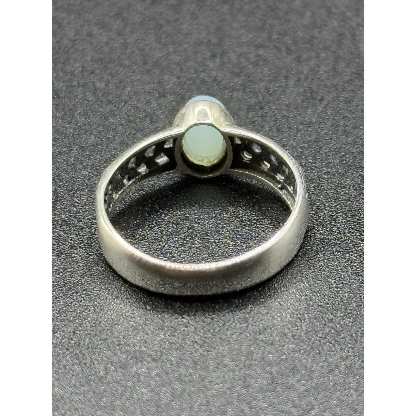 Excellent Used Condition Sterling Silver Milky Aquamarine Ring Size 7.00 P19