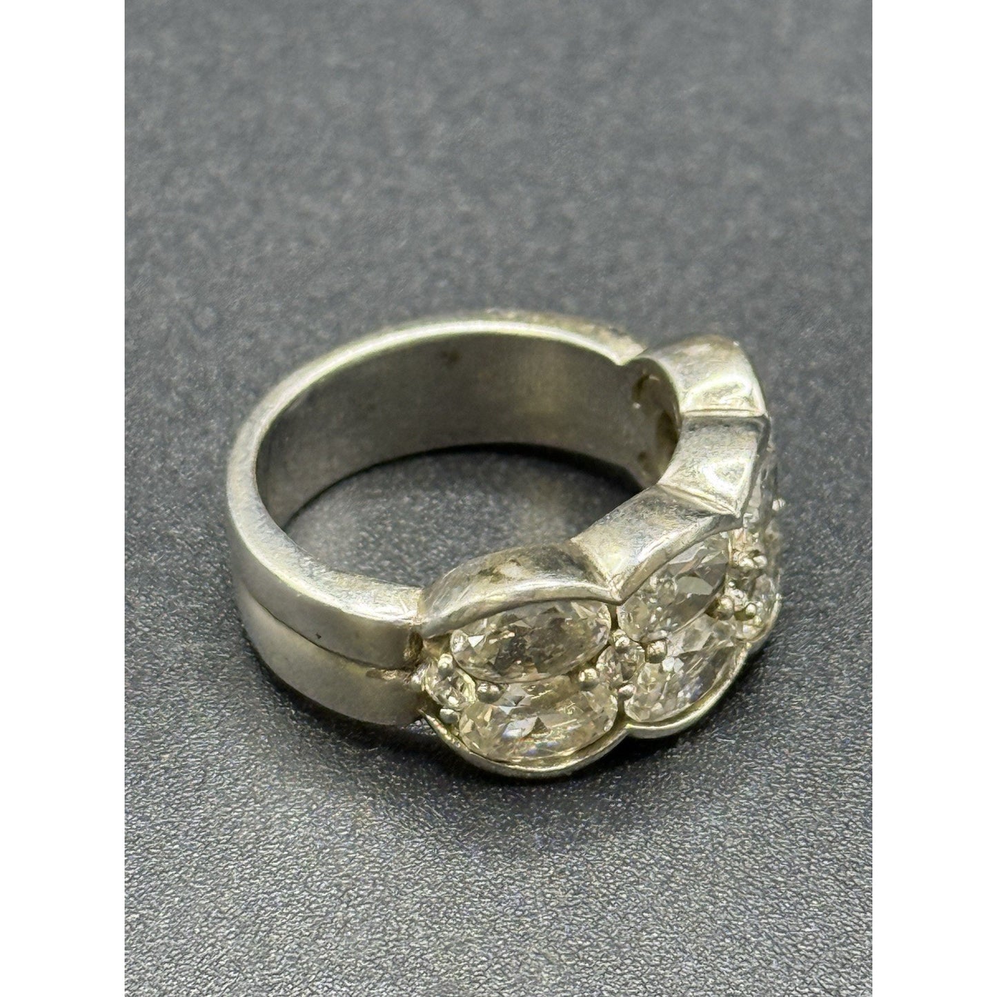 Jose Hess Sterling Silver Oval Cubic Zirconia Statement Ring Size 5.75 Q21