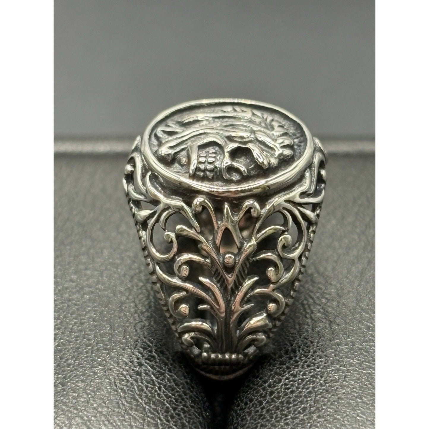 New Condition Sterling Silver Indian Skull Ring Size 10 925