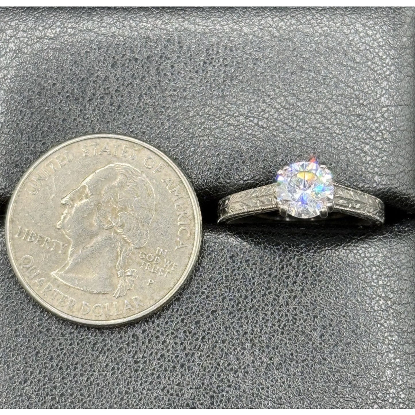 EUC Sterling Silver Vintage Design Cubic Zirconia Ring Size 6.50 P5