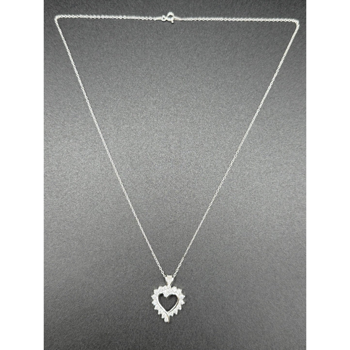 18” Sterling Silver Cubic Zirconia Heart Pendant Necklace 925 N13