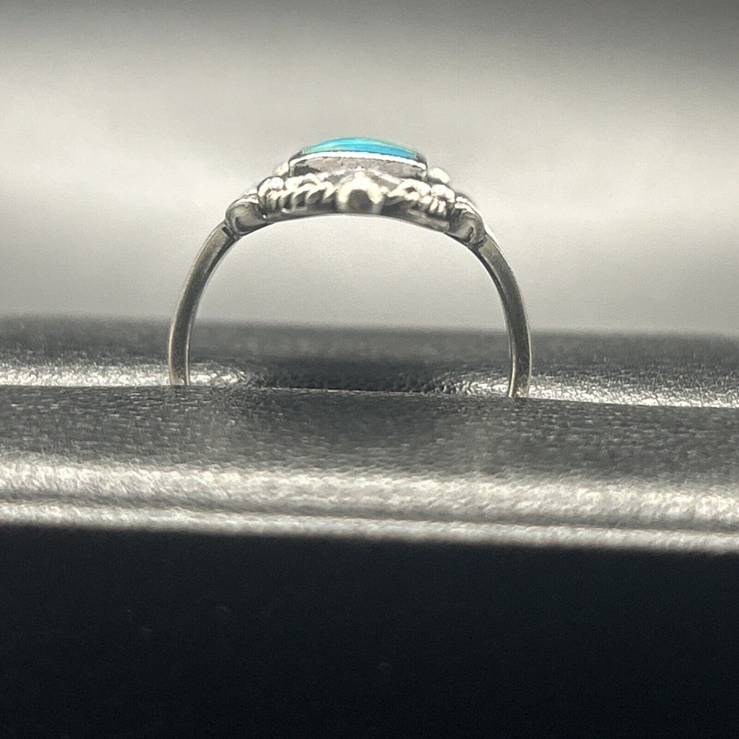 New Condition Sterling Silver Art Deco Turquoise Ring Size 9.50