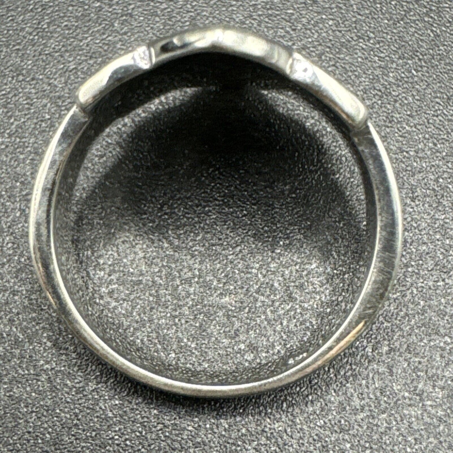 New Condition Sterling Silver Symbols Flowers Ring 925 Size 6.50