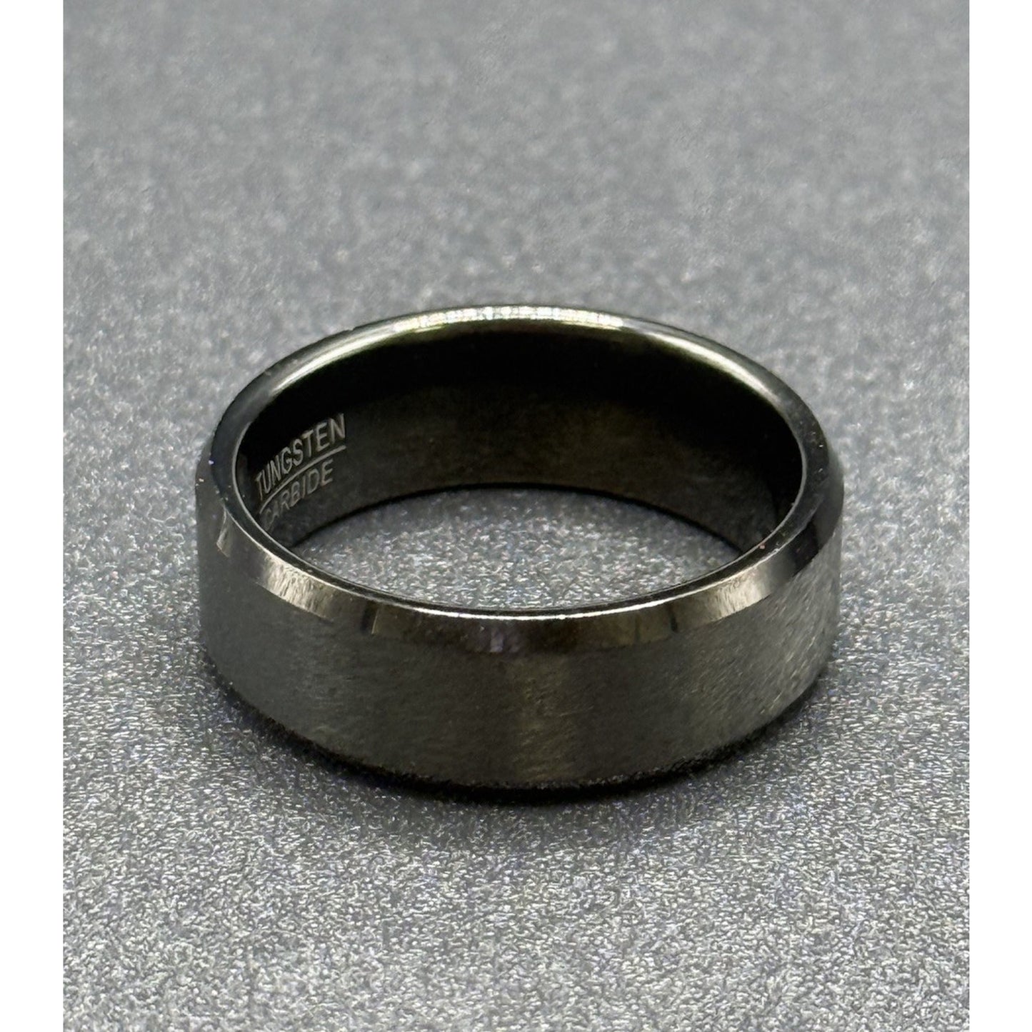 New Condition Beveled Black Tungsten Wedding Band Size 10.00