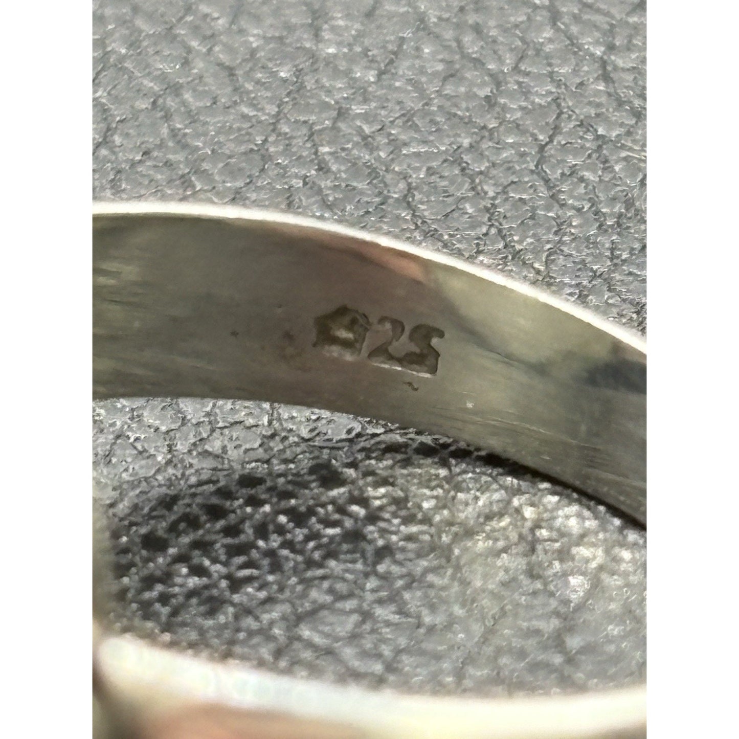 New Condition Sterling Silver Moonstone Ring Size 7