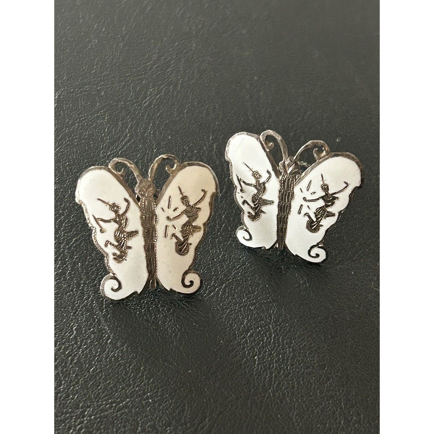VTG Siam Sterling Silver White Butterfly Screw back Earrings N8