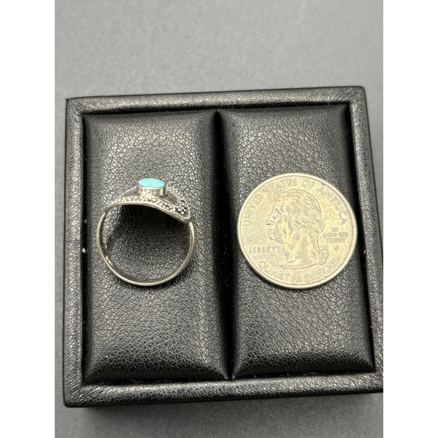 New Condition Sterling Silver Bali Style Turquoise Ring Size 7