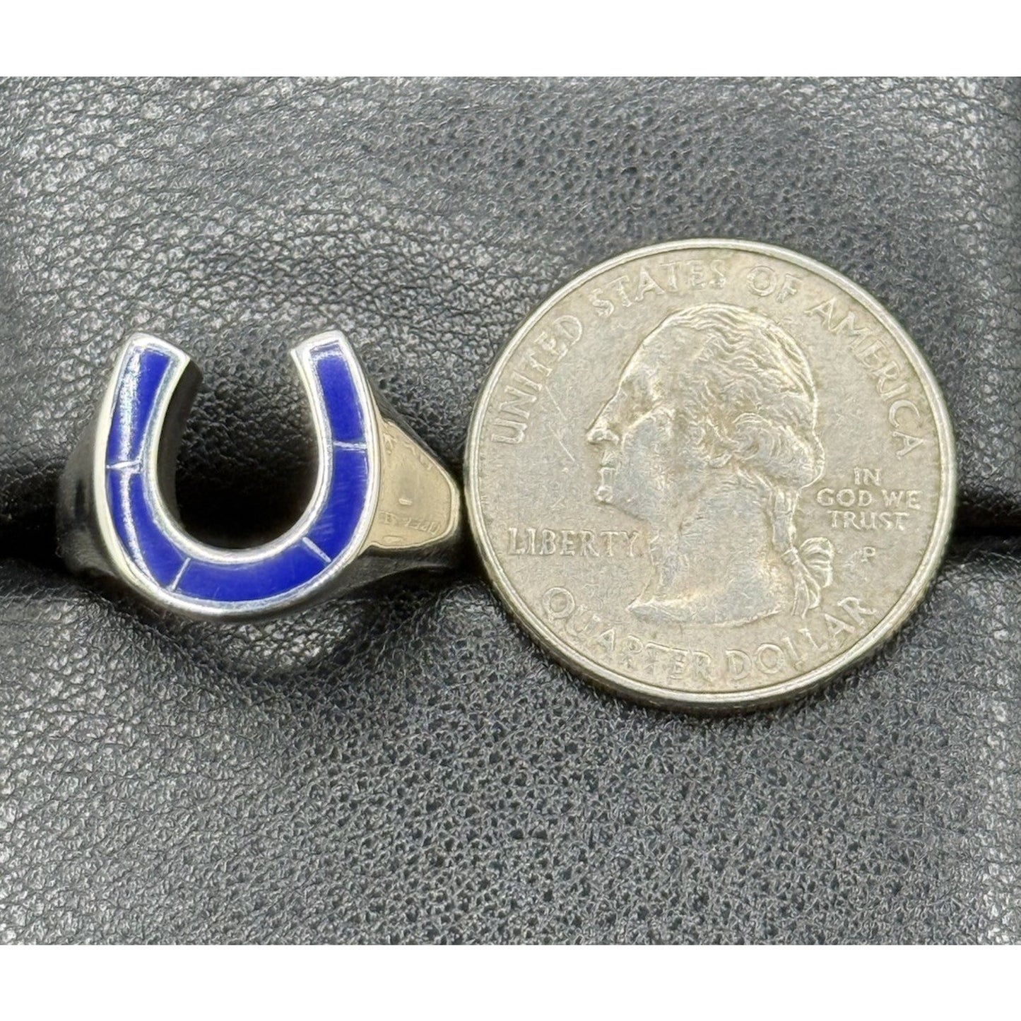New Condition Sterling Silver Lapis Lazuli Horseshoe Ring Size 7.00