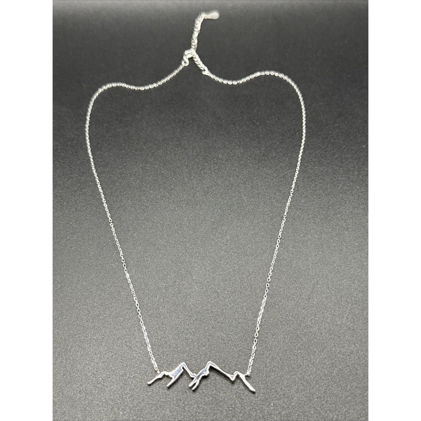 18” New Condition Sterling Silver Mountain Range Necklace 925