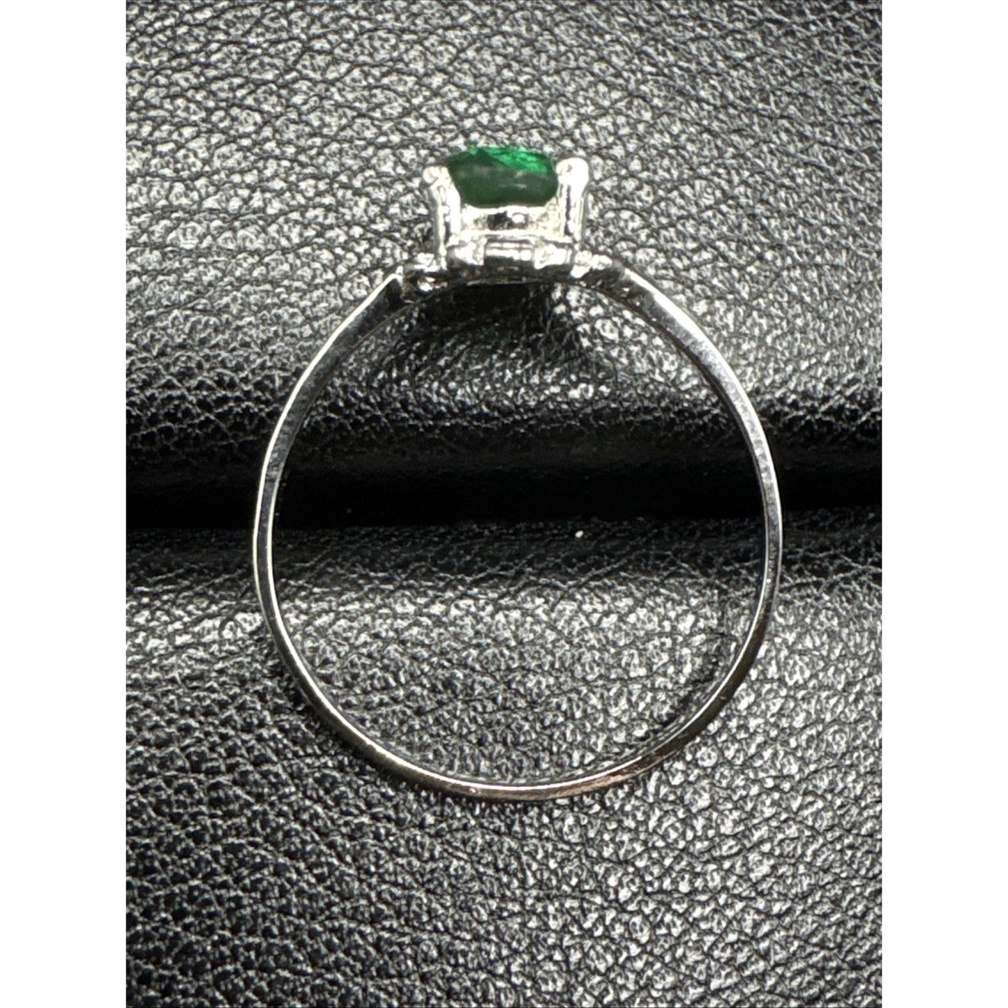 New Condition Sterling Silver Lab Created Emerald Solitaire Ring 925 Size 7