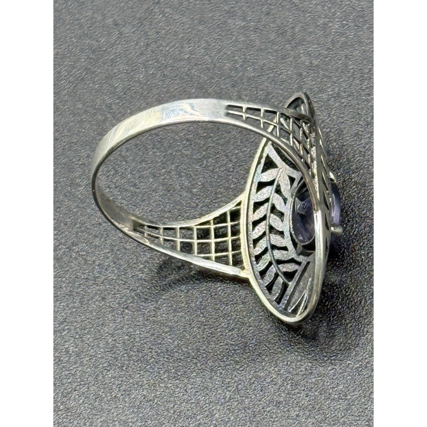 New Condition Sterling Silver Genuine Iolite Ring Size 7.50 925 P20
