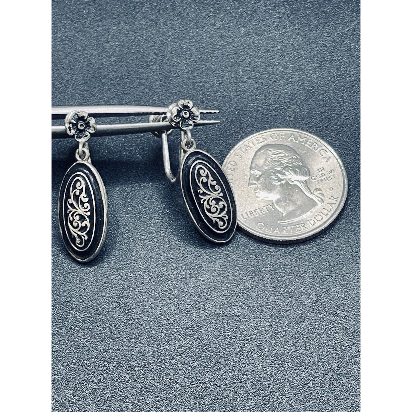 Vintage Sterling Silver Onyx Scroll Screwback Earrings K12