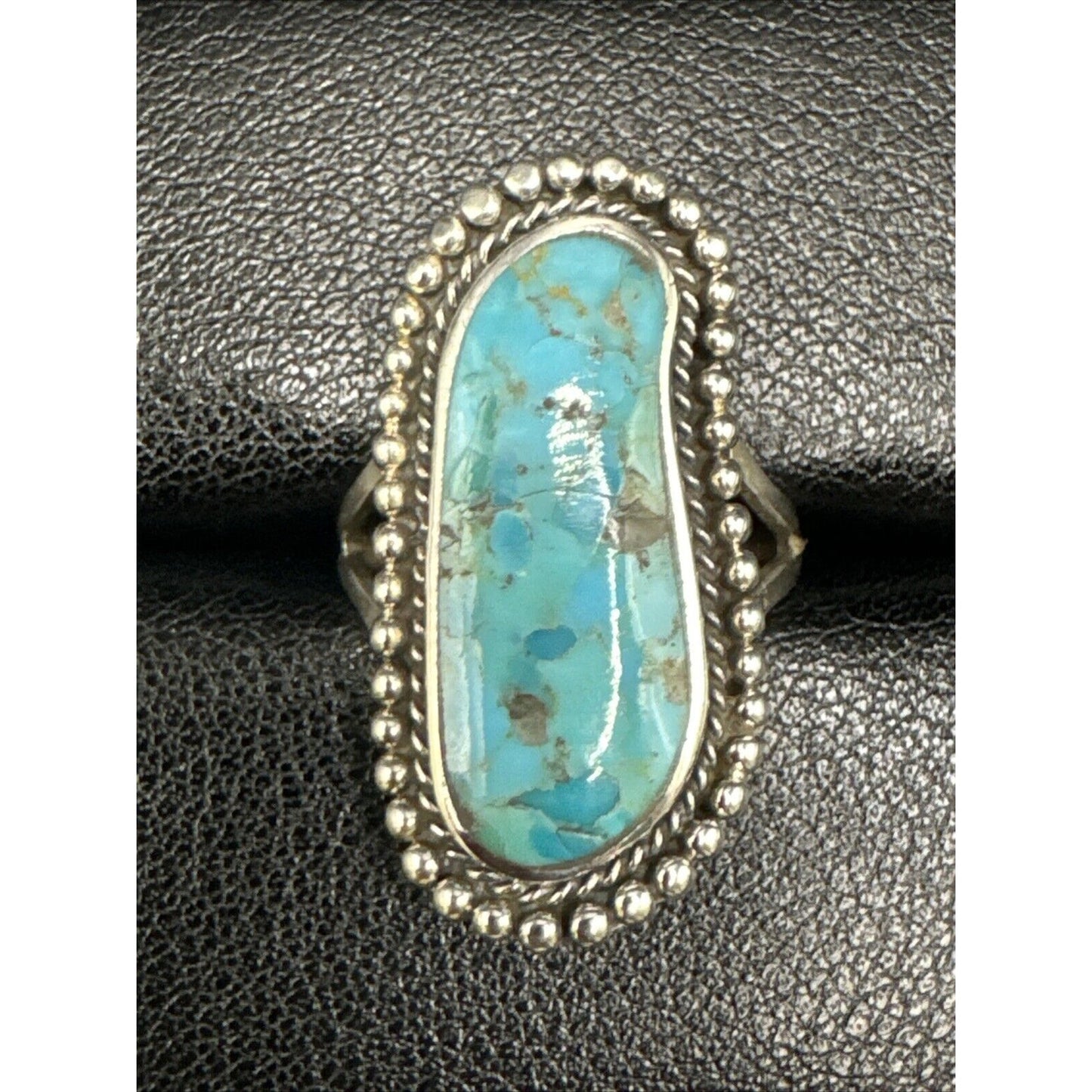 New Condition Sterling Silver Freeform Oblong Turquoise Ring 925 Size 9.25