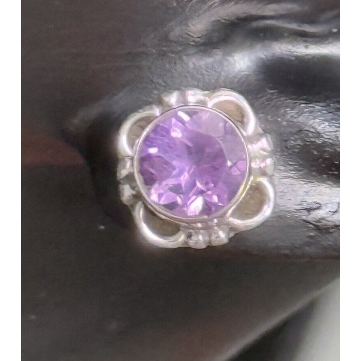 New Condition Sterling Silver Genuine Amethyst Stud Earrings 925 5MM