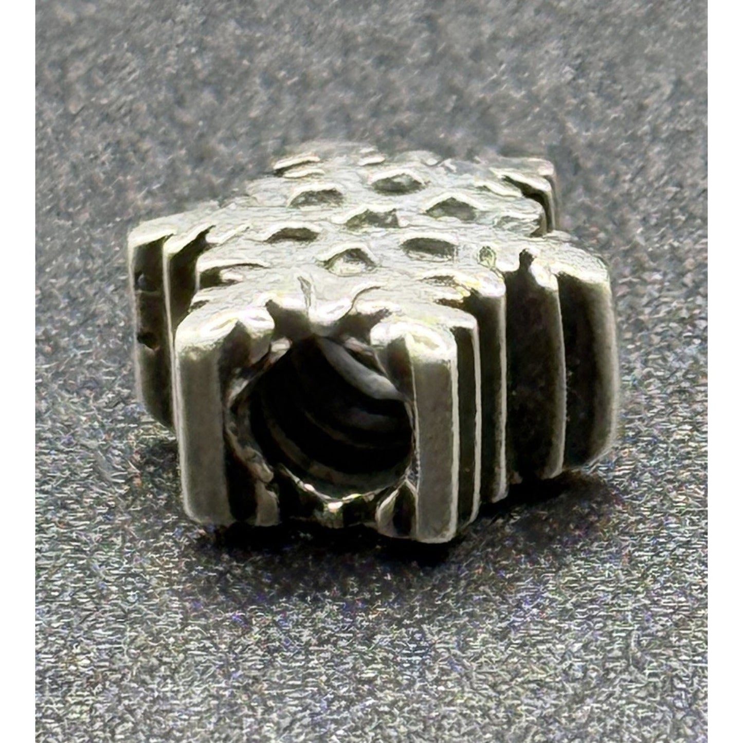 Camilla Sterling Silver Snowflake Charm P18