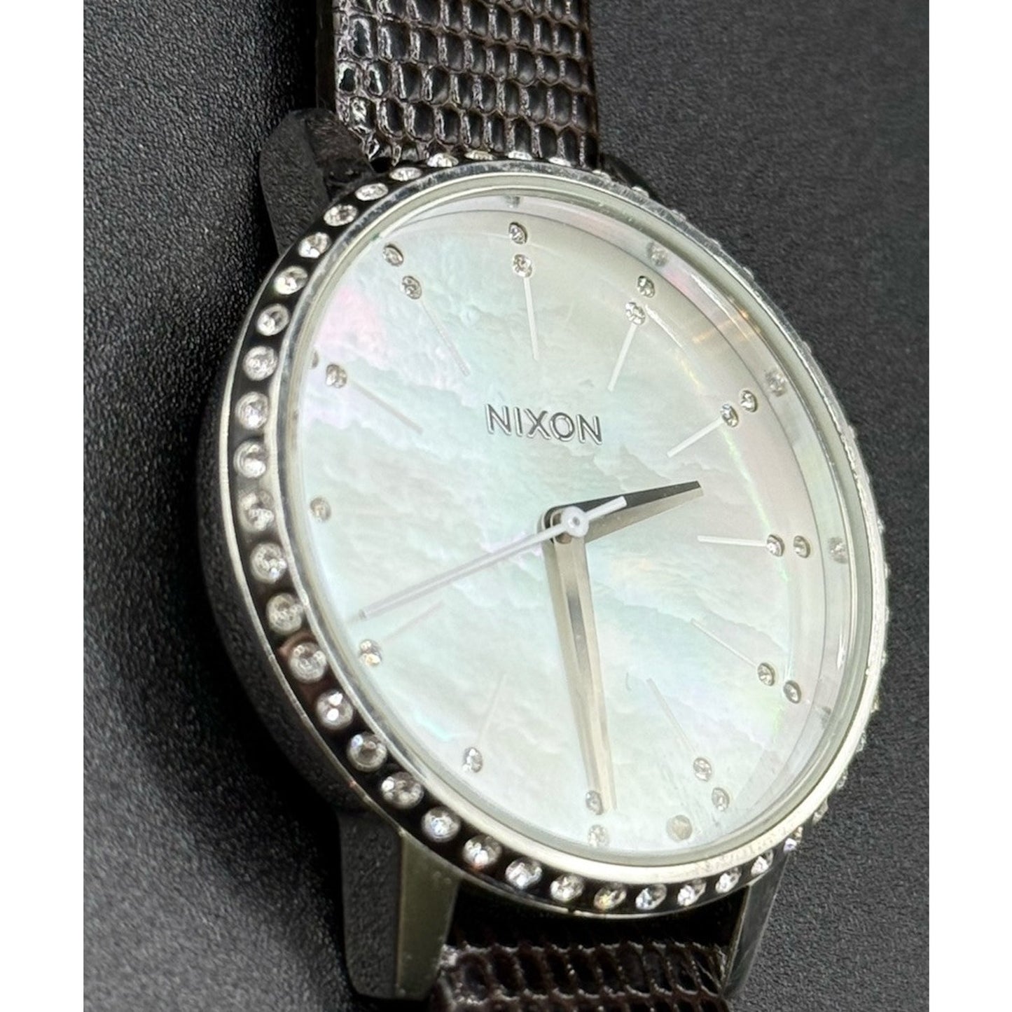 Nixon Kensington Pearl Cubic Zirconia 38MM Watch New Battery N13