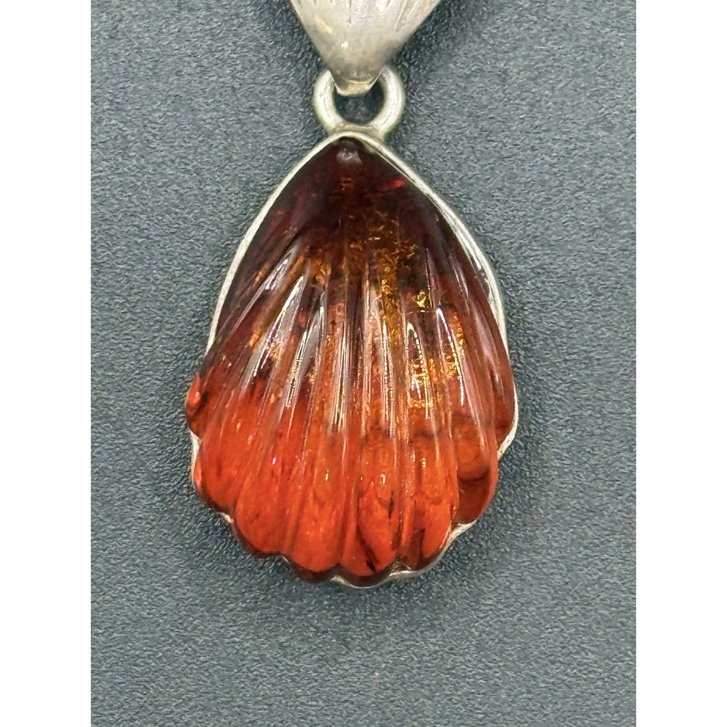 Vintage Sterling Silver Chevron Cut Amber Pendant 925 N28
