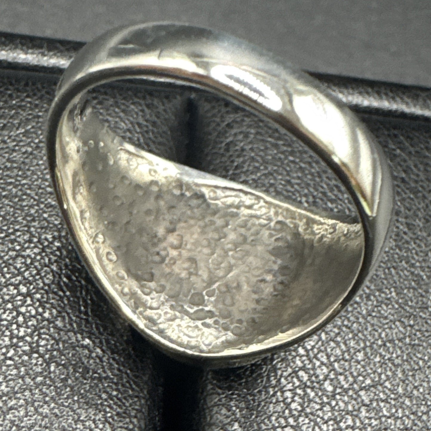 New Condition Sterling Silver Lapis Scales Textured Shank Ring 925 Size 10