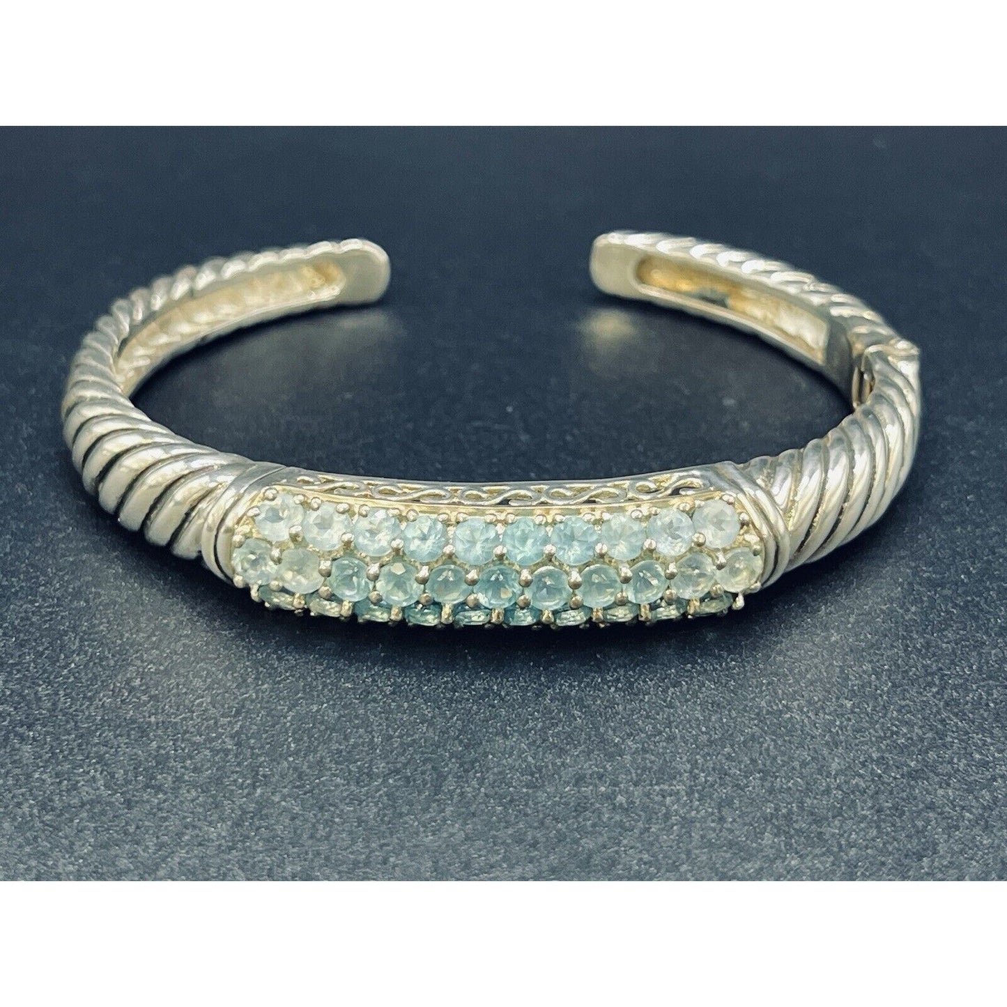 7.25” Sterling Silver Seafoam Topaz Hinged Bracelet 29 Grams P18