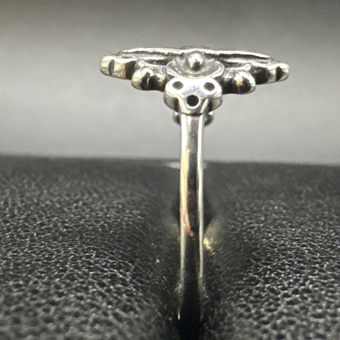 New Condition Sterling Silver Crucifix Ring 925 Size 6.75