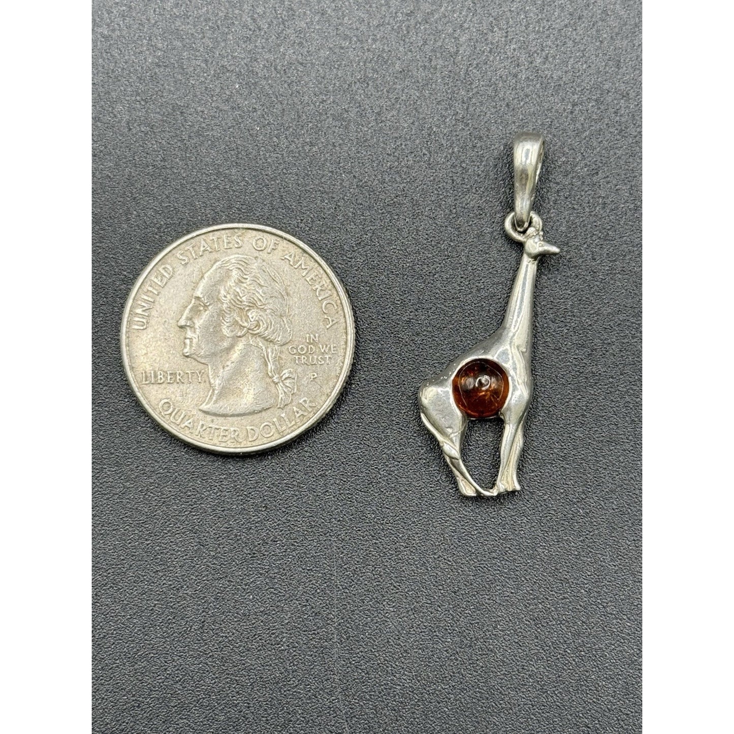 Sterling Silver Amber Giraffe Pendant 925 N28