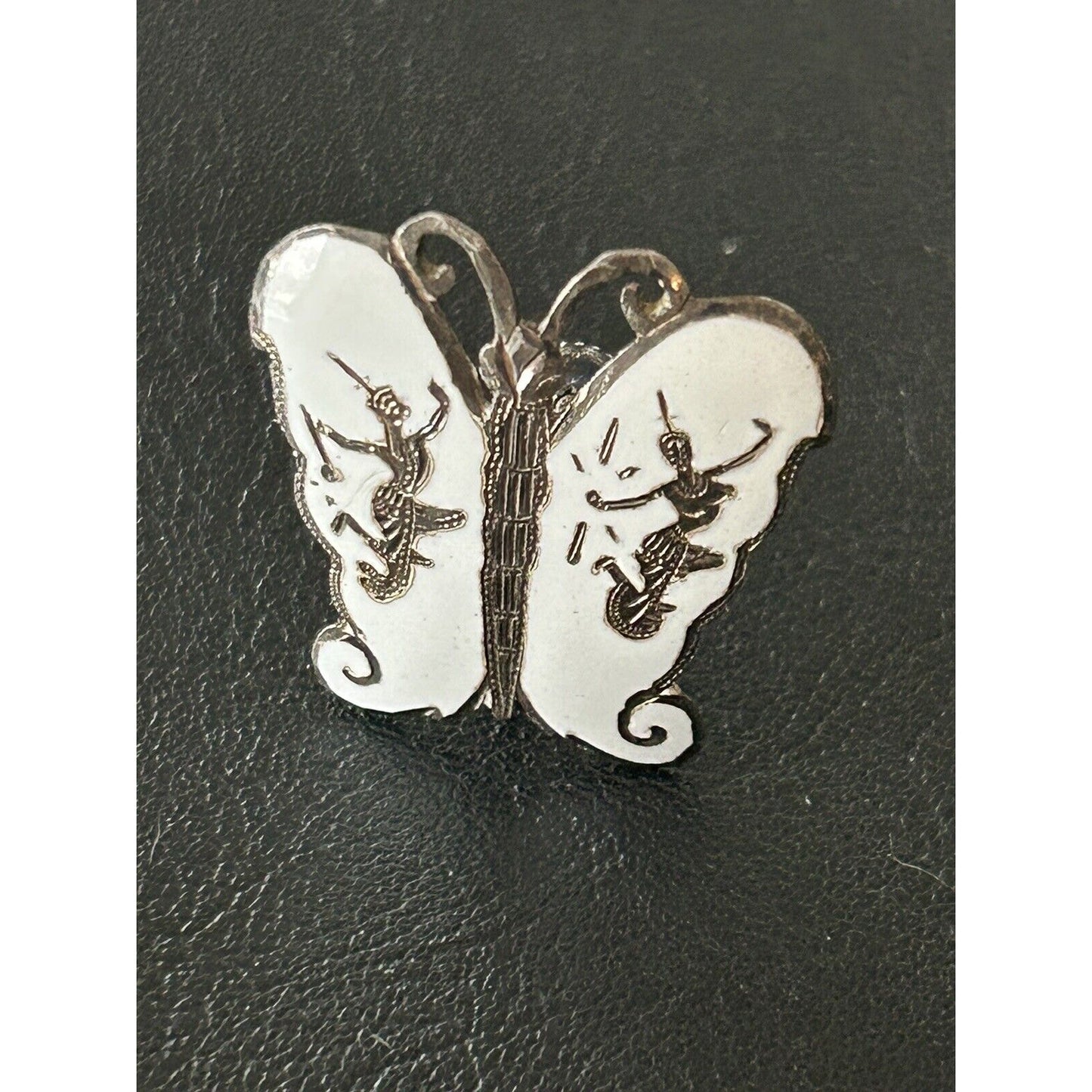 VTG Siam Sterling Silver White Butterfly Screw back Earrings N8