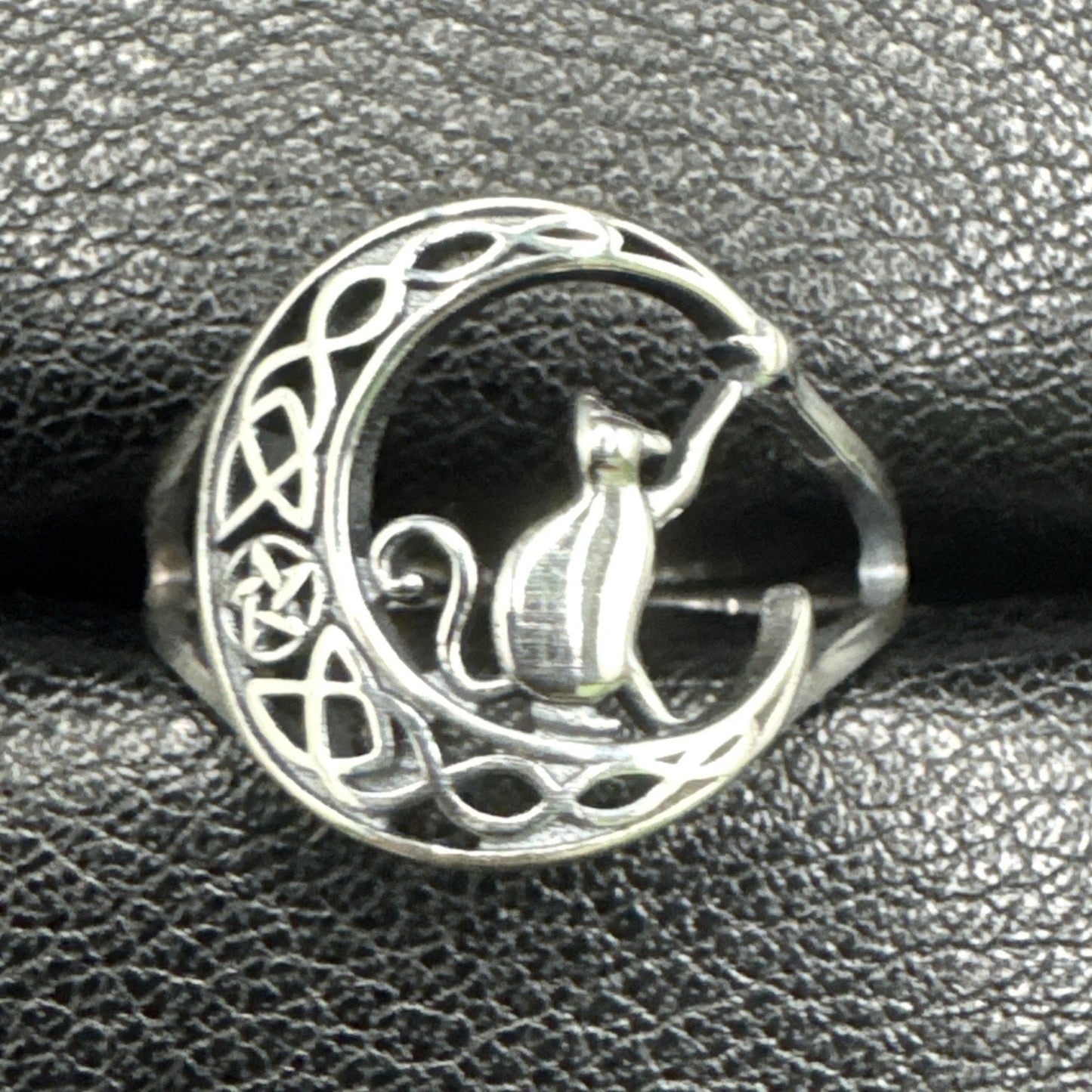 New Condition Sterling Silver Kitty Cat Crescent Moon Ring 925 Size 7 R01