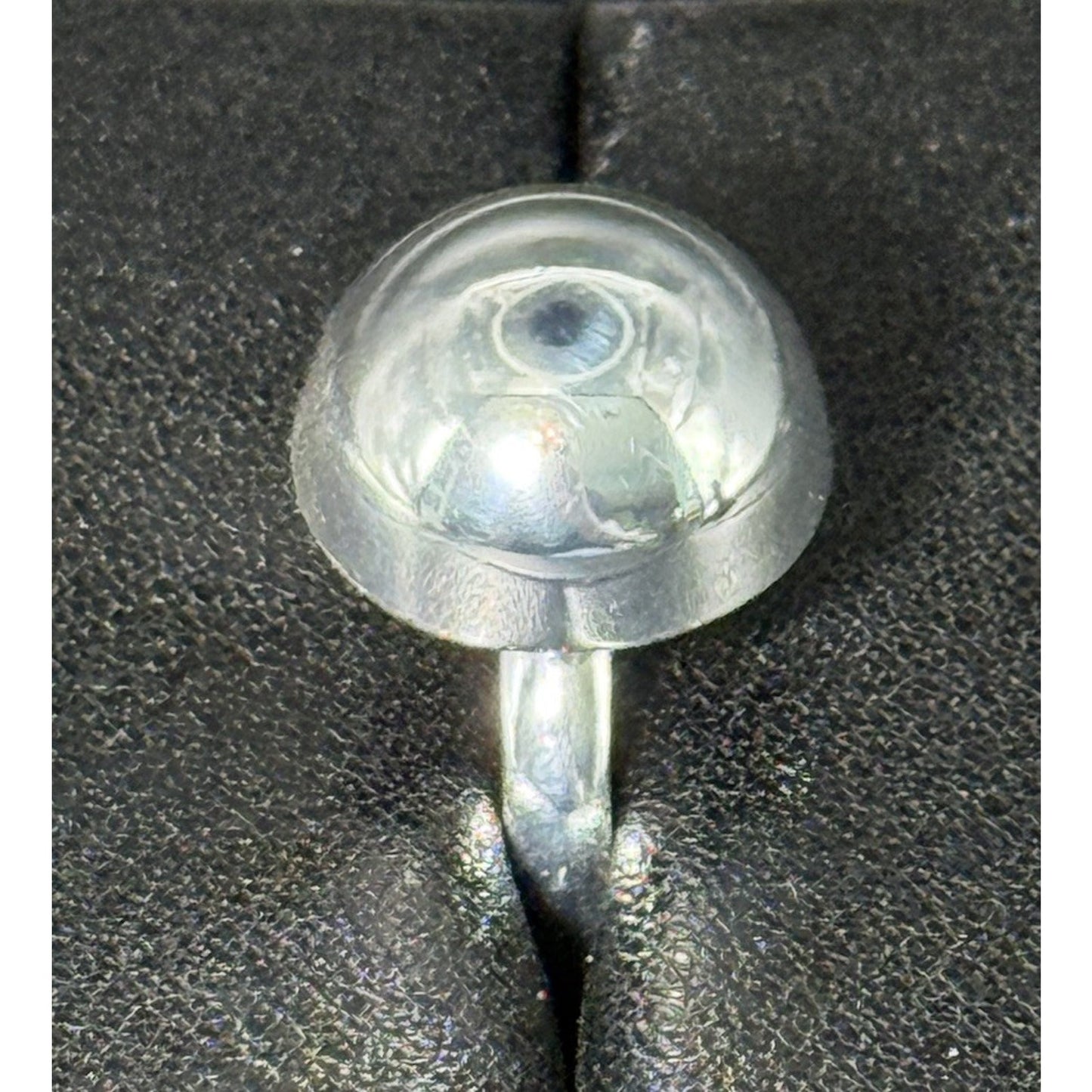 New Condition Sterling Silver Dome Ball Ring Size 7.00