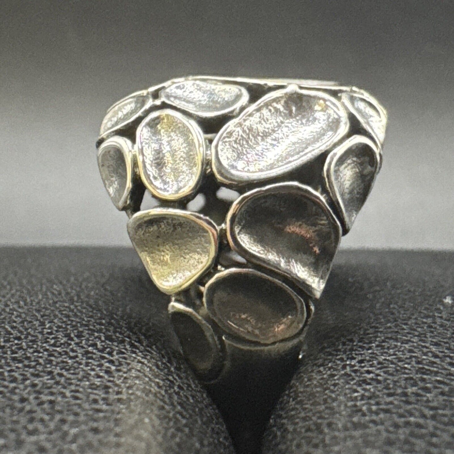 New Condition Sterling Silver Abstract Pebbles Ring 925 Size 6.5