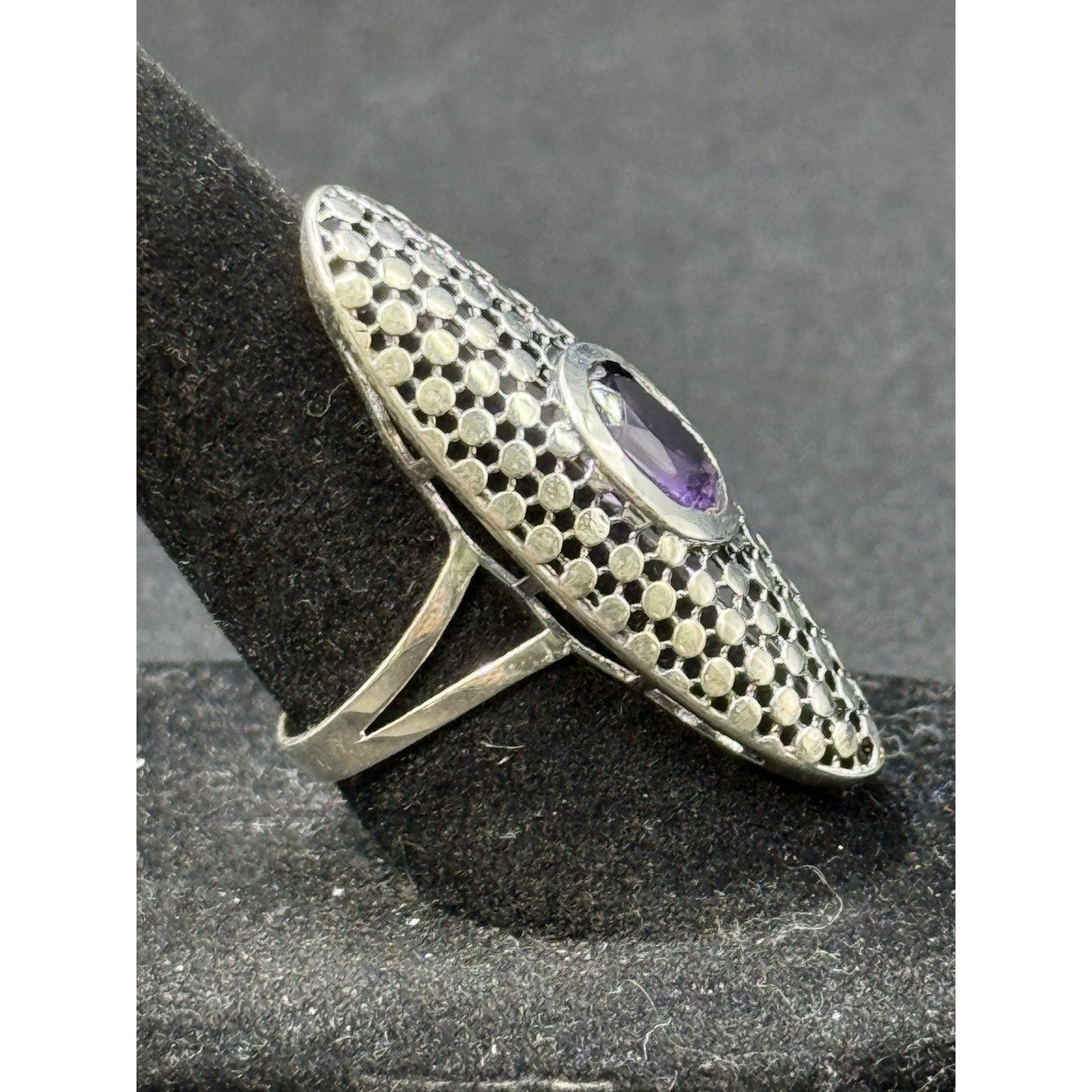 EUC Sterling Silver Oblong Genuine Amethyst Ring Size 7.00 P18