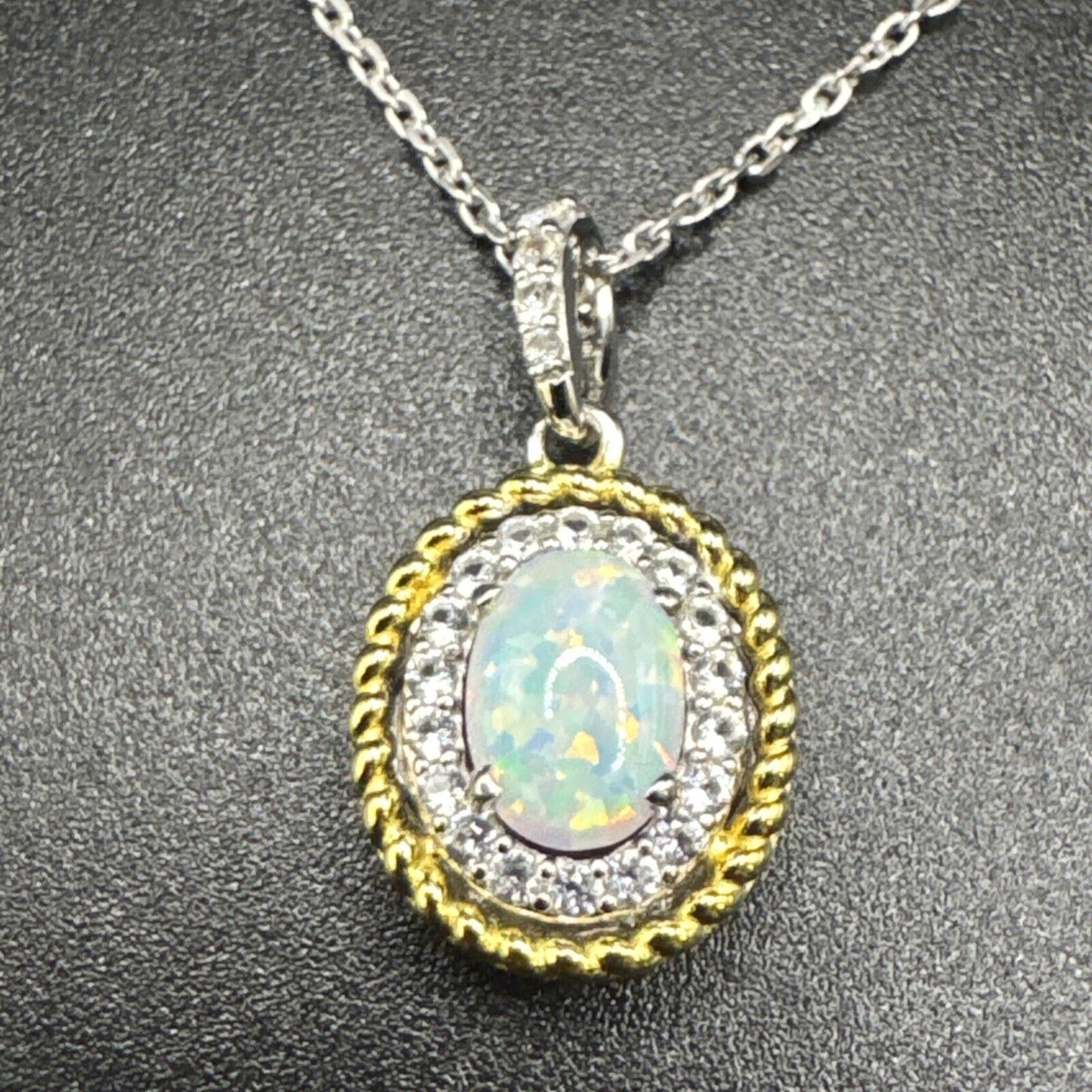 New Condition 18” Sterling Silver 14k Gold Plated Lab Opal Pendant Necklace 925