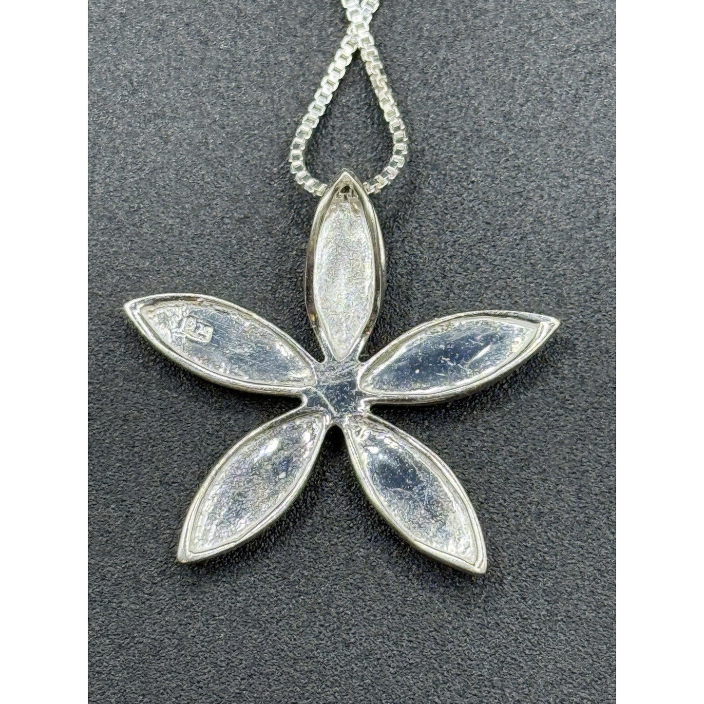 18” Multi Color Mother of Pearl Sterling Silver Pendant Necklace P12