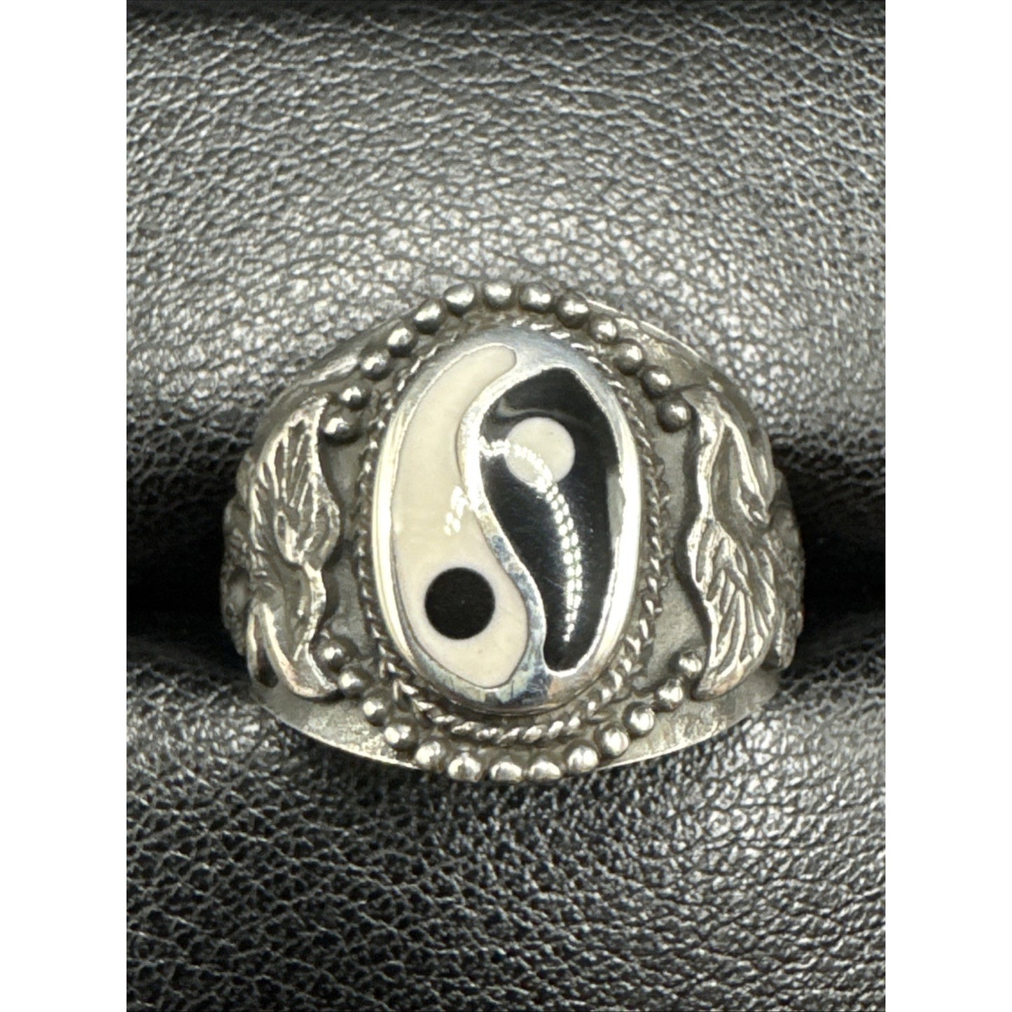 New Condition Sterling Silver Ying Yang Dragon Shank Ring 925 Size 10