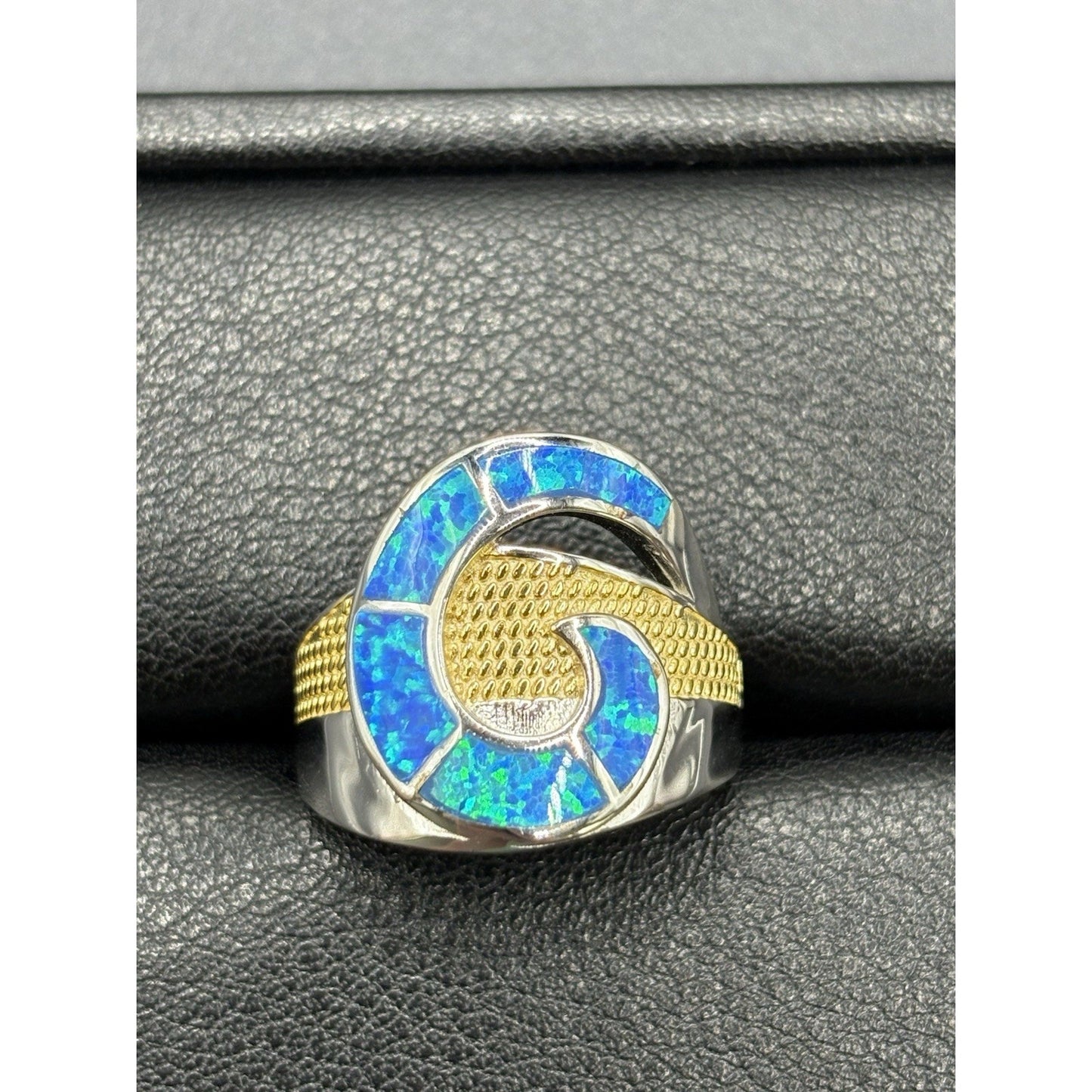 New Condition Two Tone Lab Blue Opal Ring Size 7