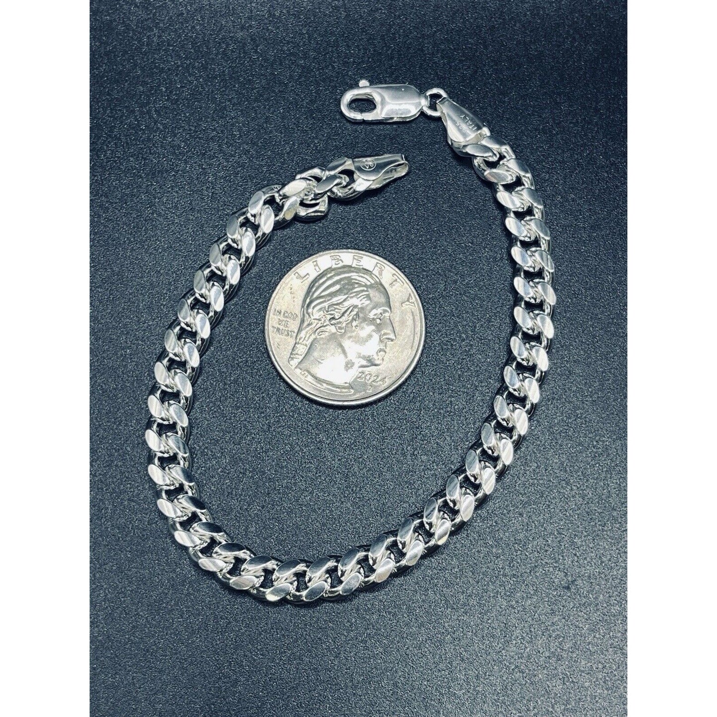 8” New Condition Sterling Silver Curb Link Gents Bracelet 22 Grams 6MM L18