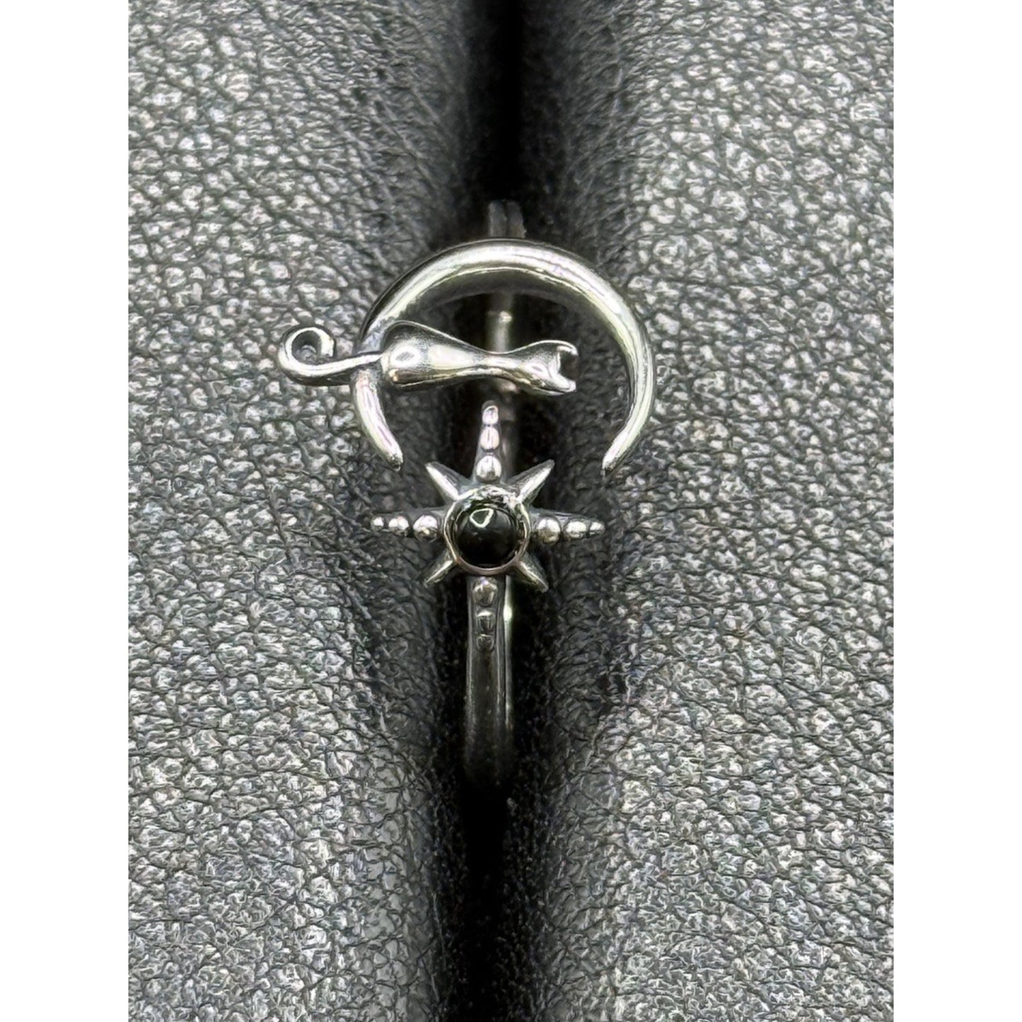 New Condition Sterling Silver Cat Onyx Moon Star Ring Size 7.00 Adjustable